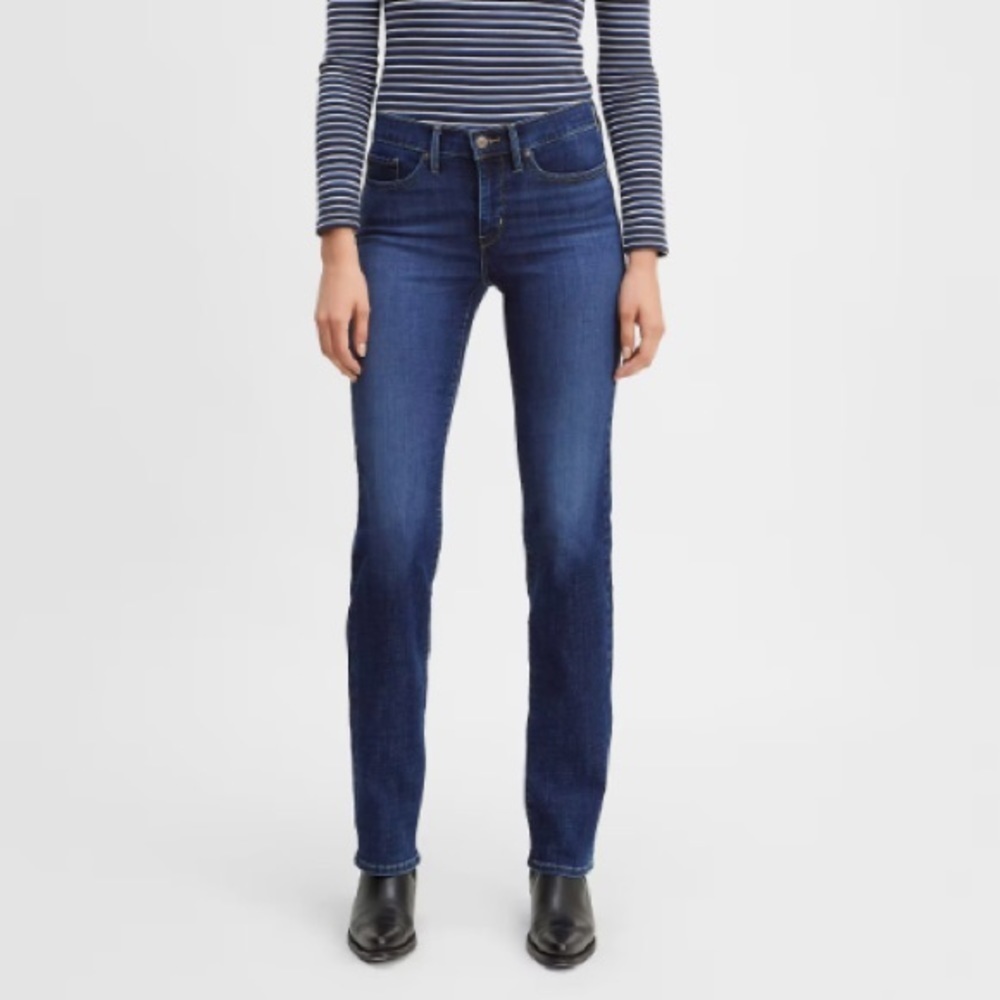 Levi’s Shaping Straight 314 Jeans in Dark Wash Size 29